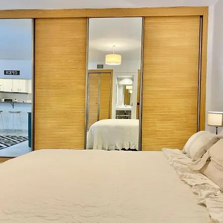 Rs 16 Center Of By Eaw Homes شقة ماربيا